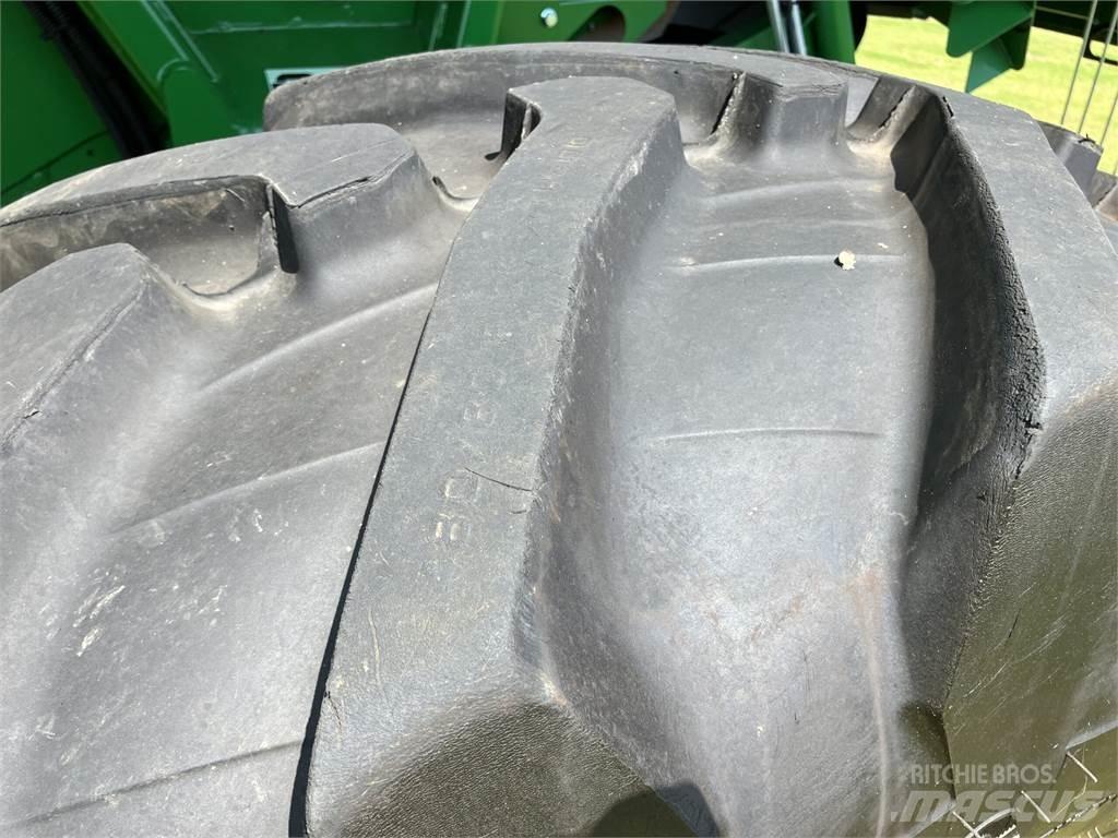 John Deere T550I Ražas novākšanas kombaini