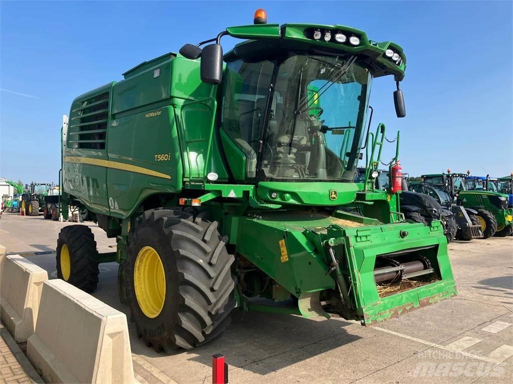 John Deere T560i HM Ražas novākšanas kombaini