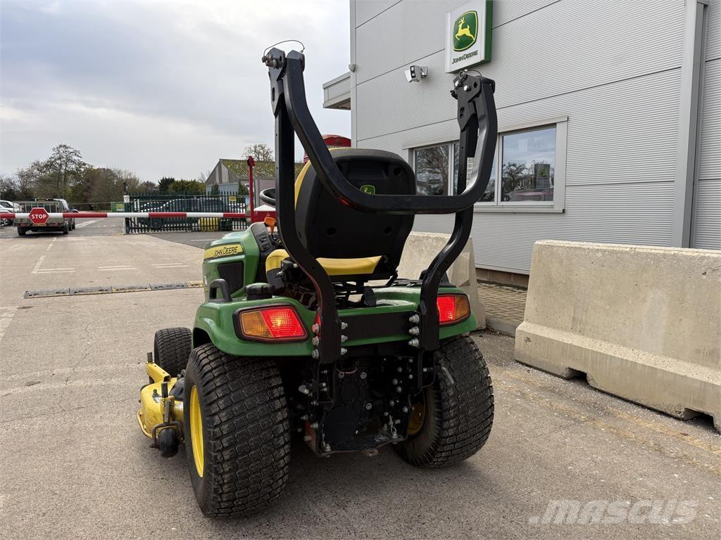 John Deere X940 Mauriņa traktors