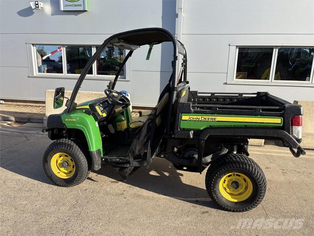 John Deere XUV855M Komunālās mašīnas