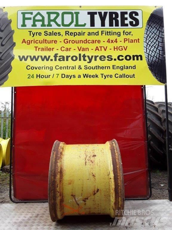 John Deere Yellow rim Riepas, riteņi un diski