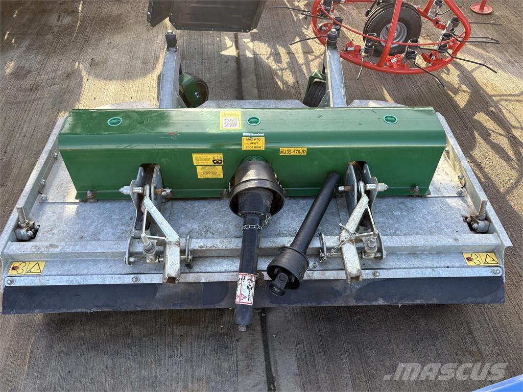 Major MJ35-170 Mauriņa traktors