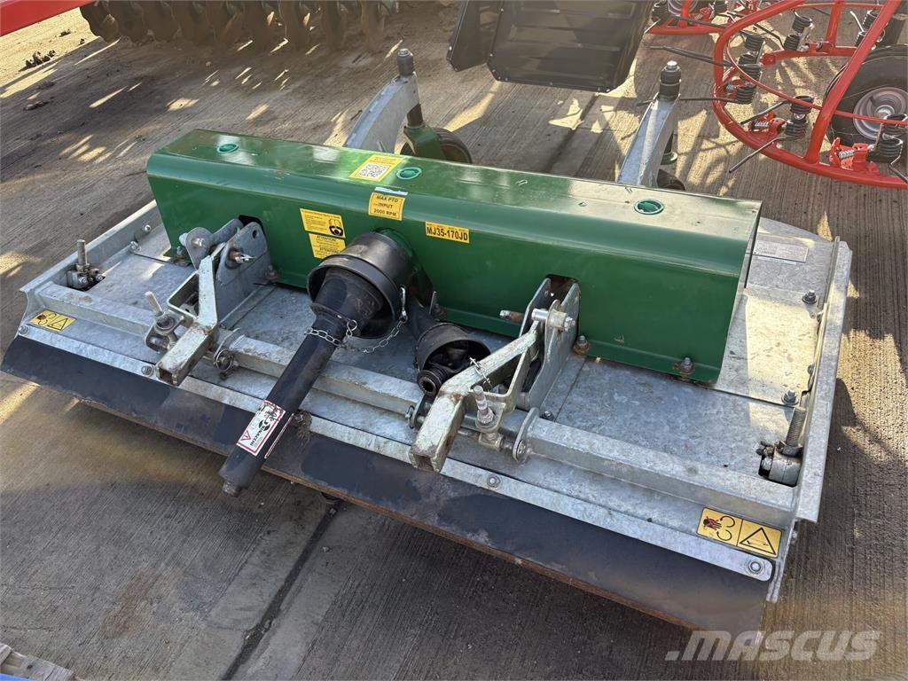 Major MJ35-170 Mauriņa traktors