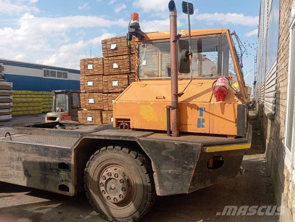 Sisu TR160 AL 4 X4 Terminālie traktori