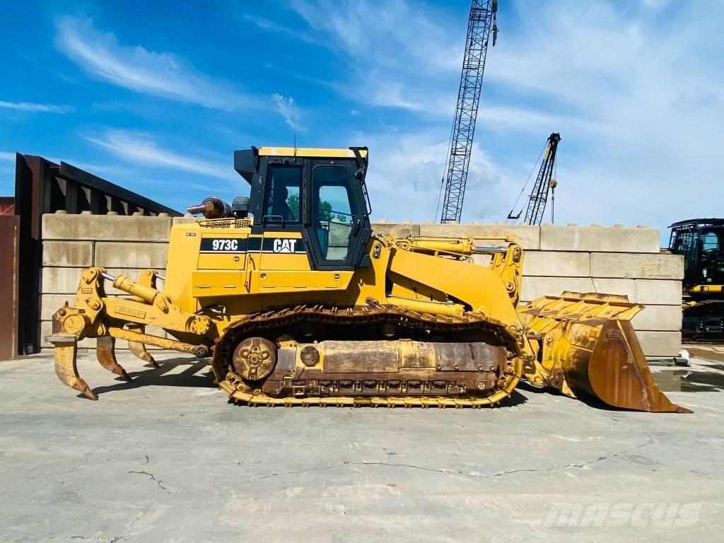 CAT 973 C Kāpurķēžu iekrāvēji
