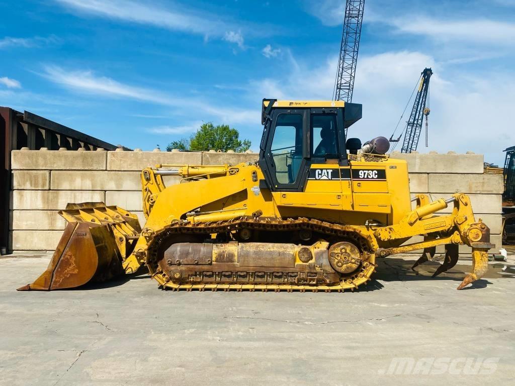 CAT 973 C Kāpurķēžu iekrāvēji