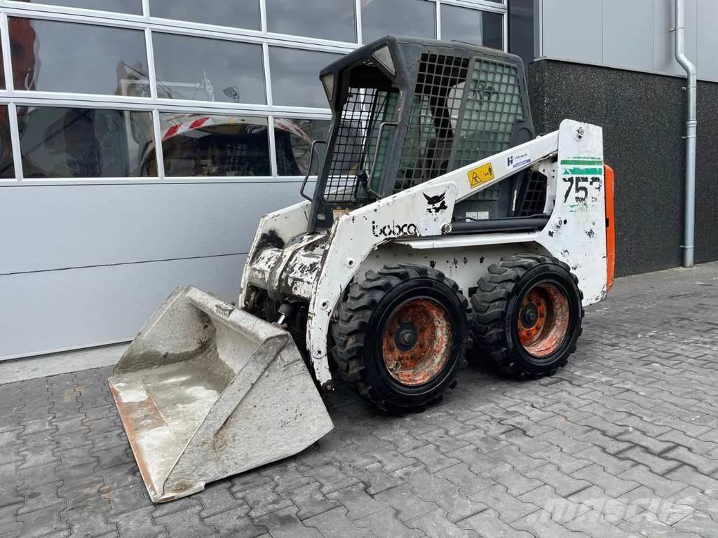 Bobcat 753 Lietoti riteņu kompaktiekrāvēji