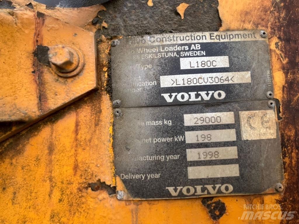 Volvo L180c Iekrāvēji uz riteņiem