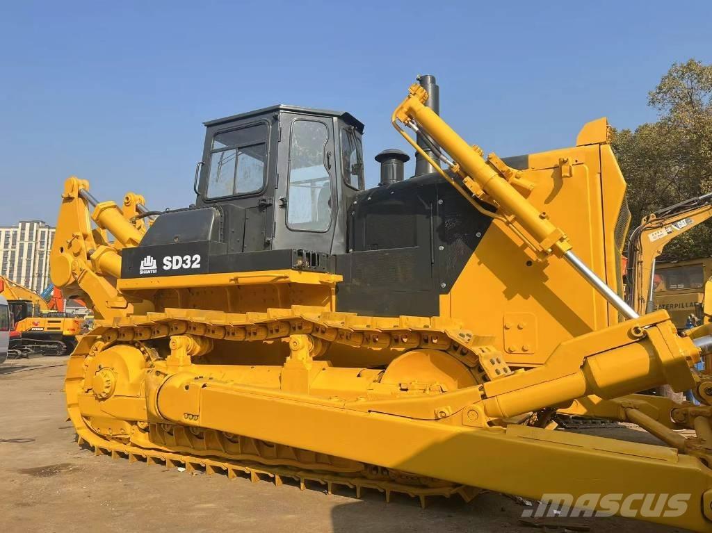 Shantui SD 32 Kāpurķēžu buldozeri