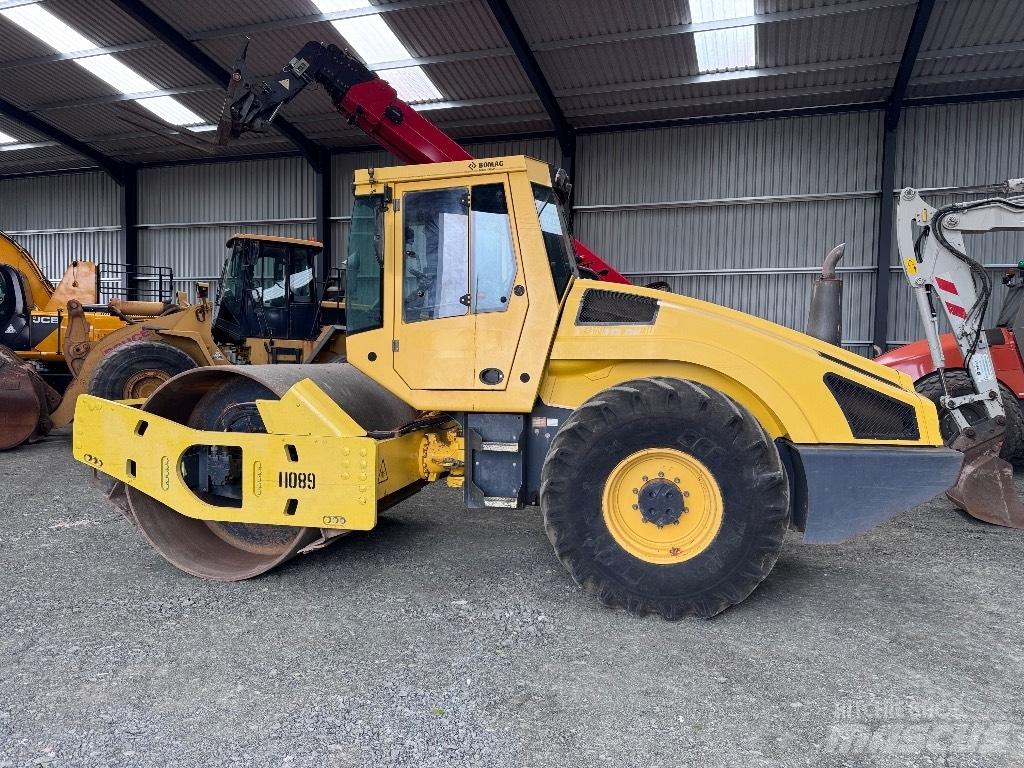 Bomag BW 213 D H-4 Vienvalča grunts veltņi