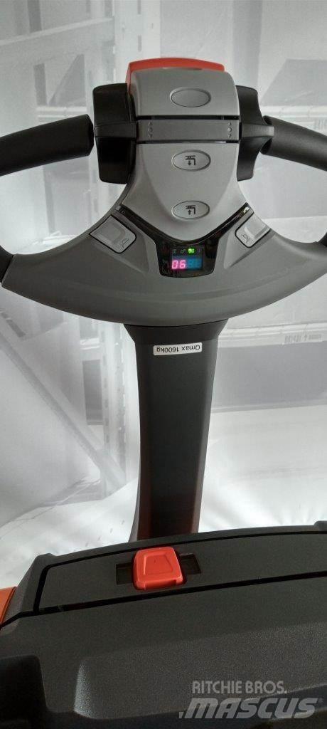 Toyota LWE 160 Zemie palešu pacēlāji