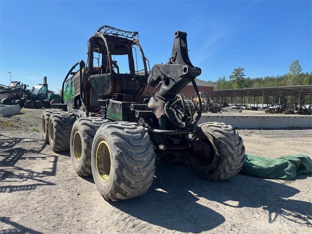 John Deere 1270E Harvesteri