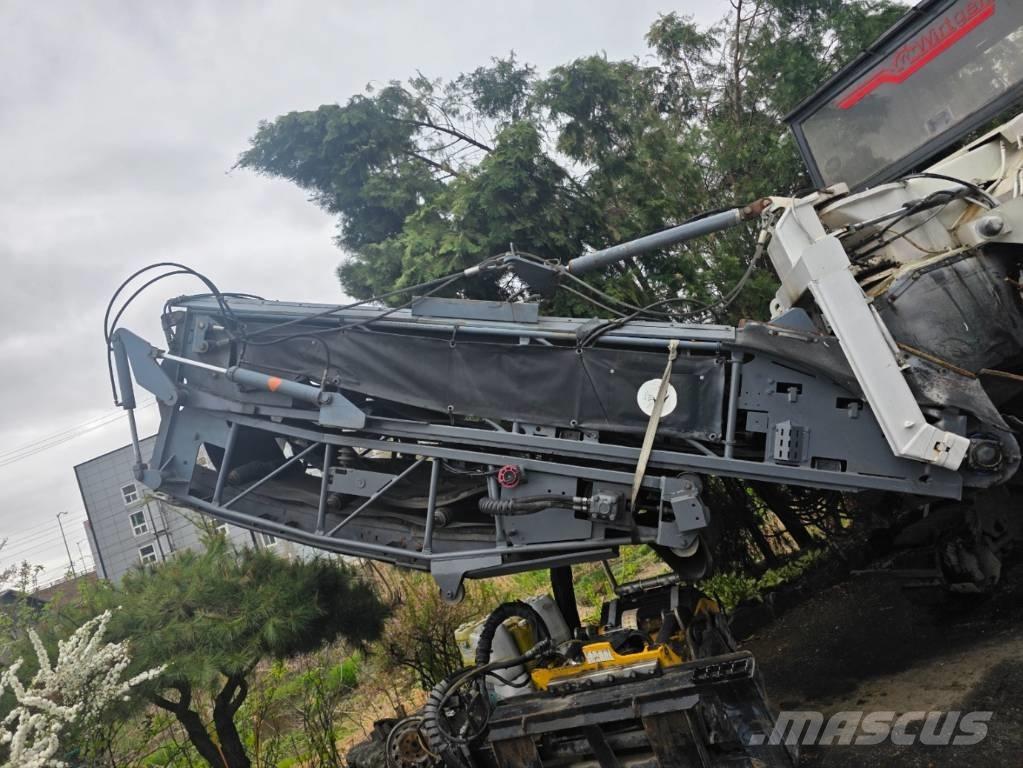 Wirtgen W 1900 Asfalta dzesēšanas iekārtas