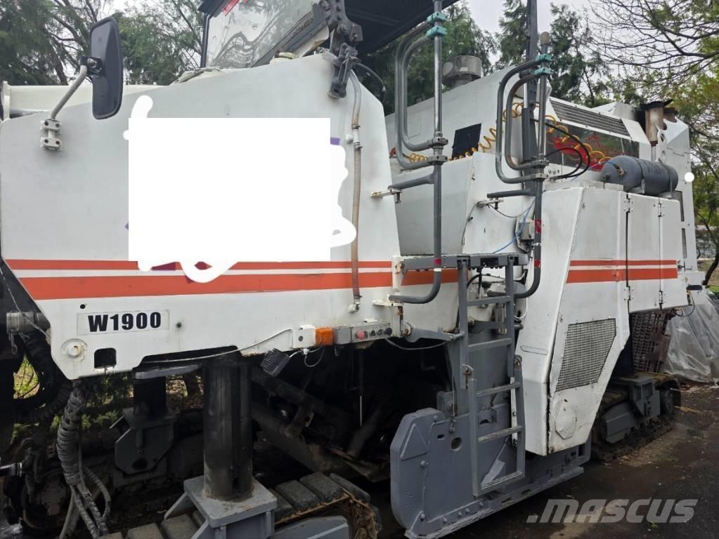 Wirtgen W 1900 Asfalta dzesēšanas iekārtas