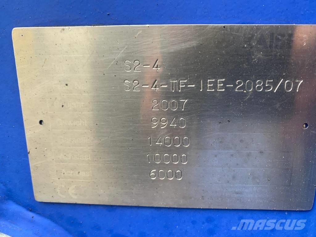 Kaiser S2-4 Ekskavatori uz riteņiem