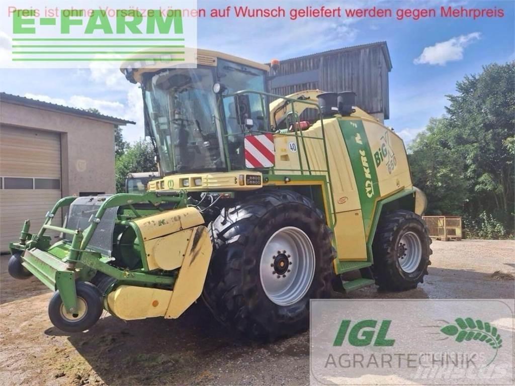 Krone big x 650 Lopbarības novācēji