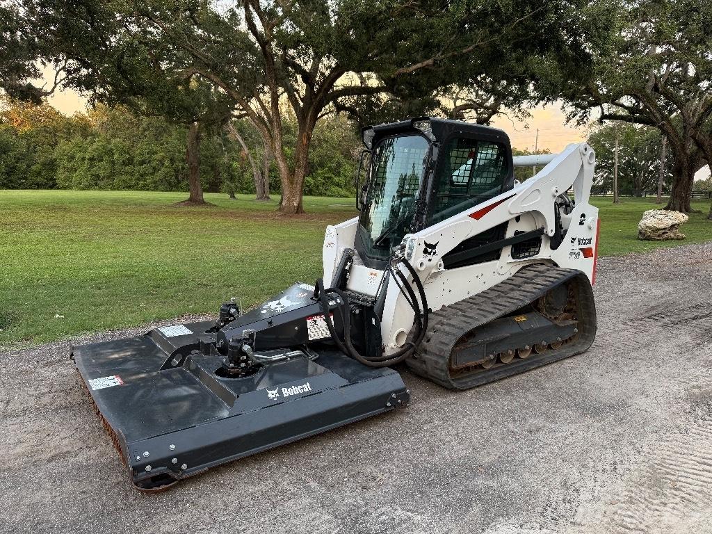 Bobcat T 770 Lietoti riteņu kompaktiekrāvēji