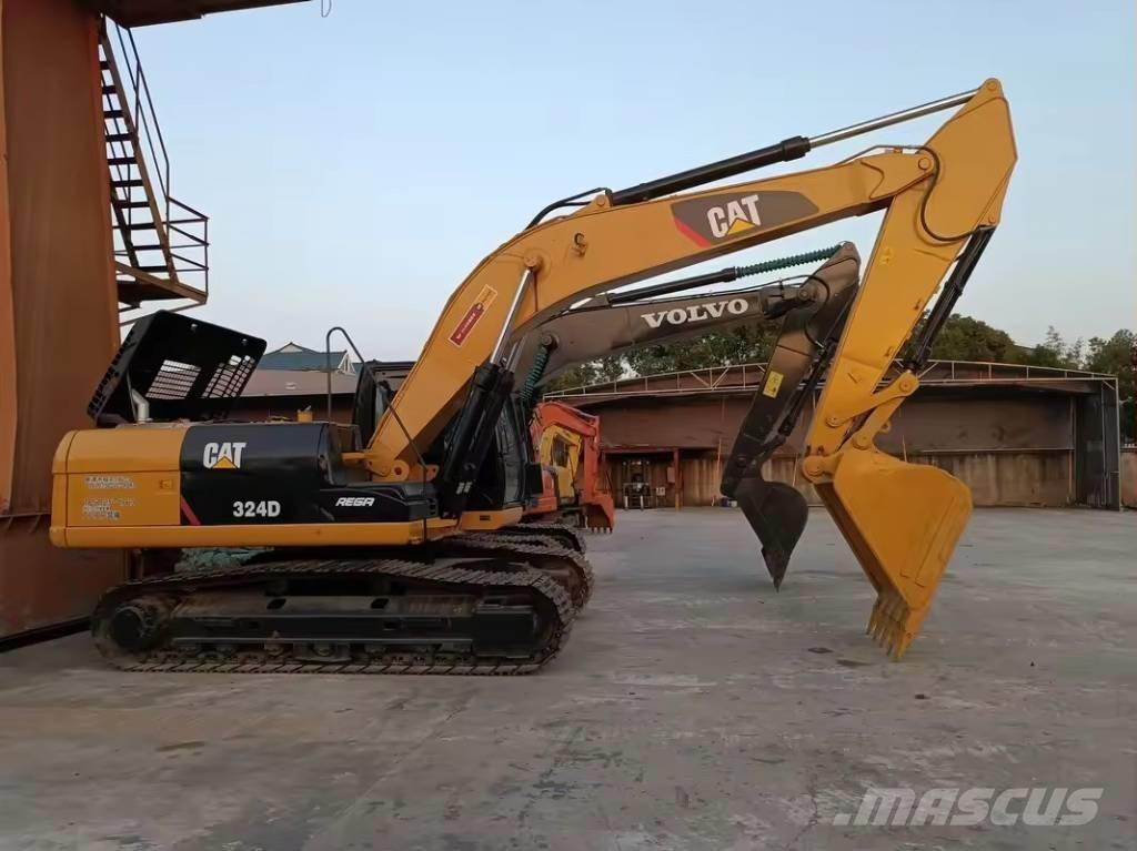 CAT 324 Kāpurķēžu ekskavatori
