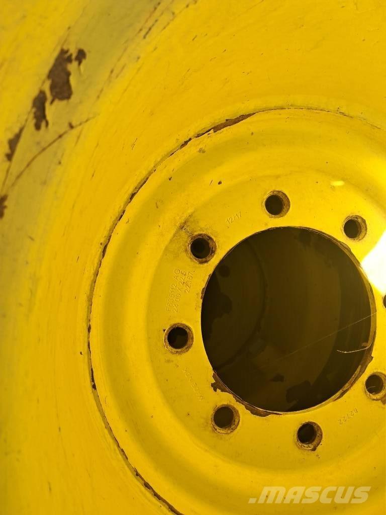 Nokian King F2 Riepas, riteņi un diski