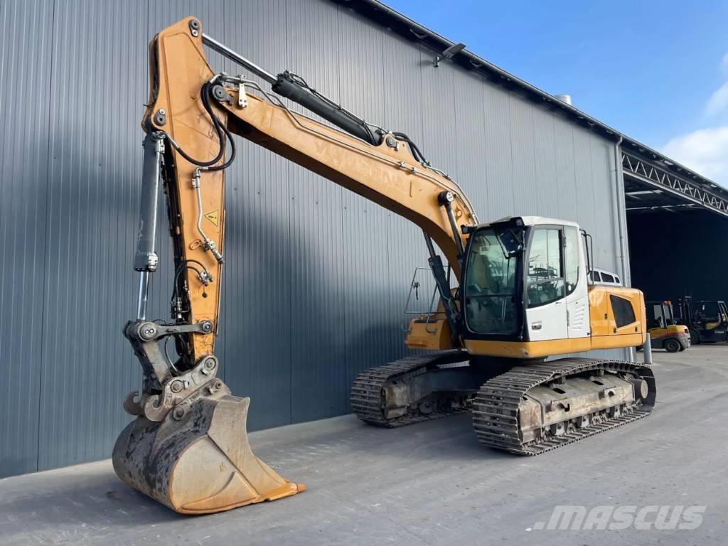 Liebherr R922 SLC Kāpurķēžu ekskavatori
