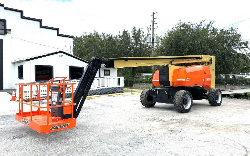 JLG 800 AJ Strēles pacēlāji