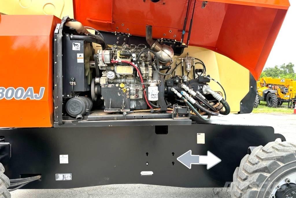 JLG 800 AJ Strēles pacēlāji