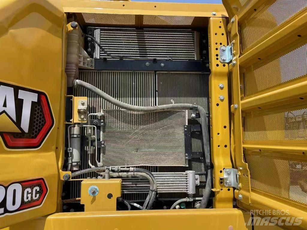 CAT 320GC Kāpurķēžu ekskavatori