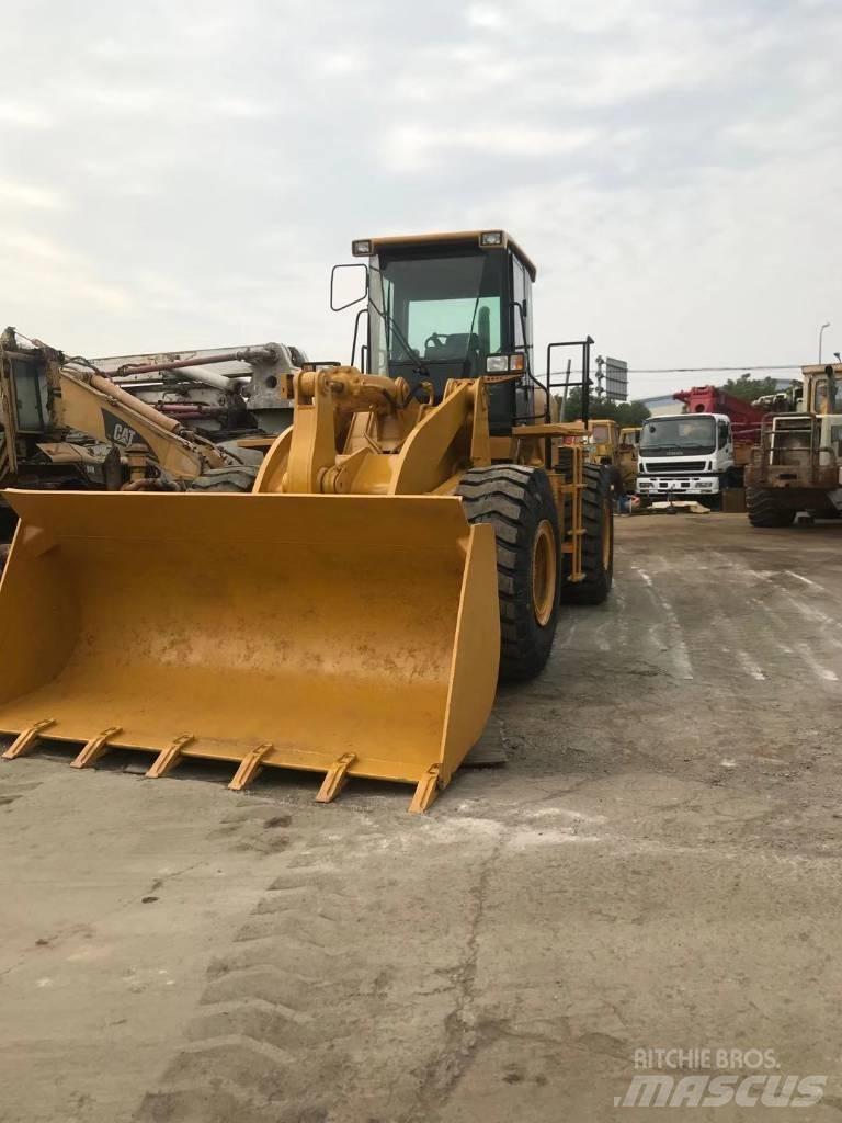 CAT 966H Iekrāvēji uz riteņiem