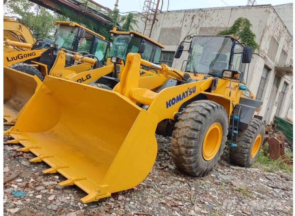 Komatsu WA 320-5 Iekrāvēji uz riteņiem