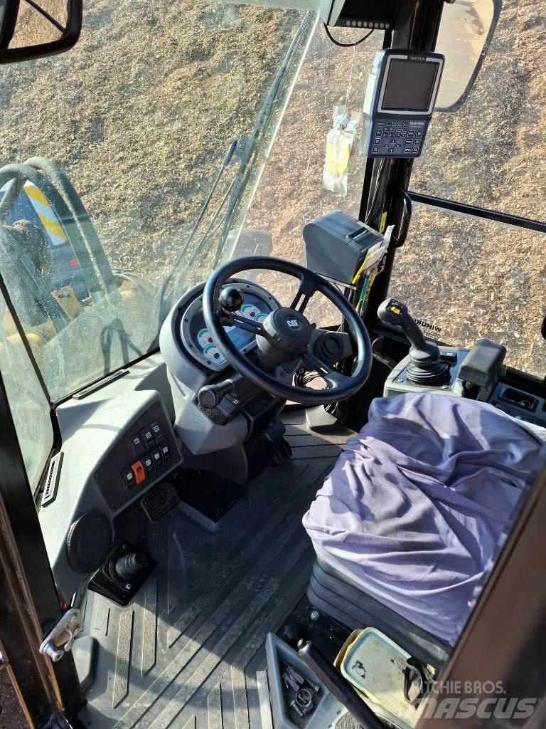 CAT 924 H Iekrāvēji uz riteņiem