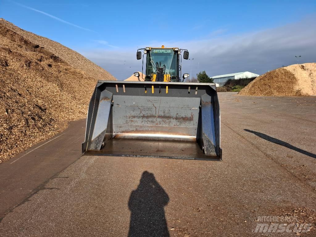 CAT 924 H Iekrāvēji uz riteņiem