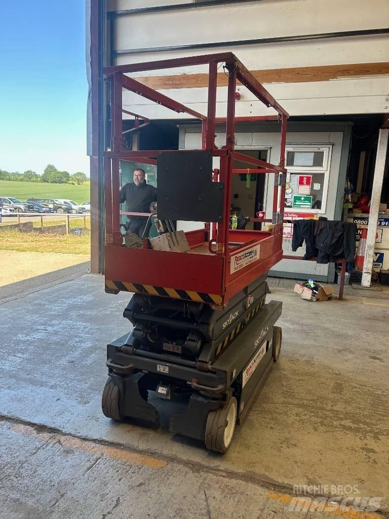 SkyJack SJ3219 Šķerveida pacēlāji
