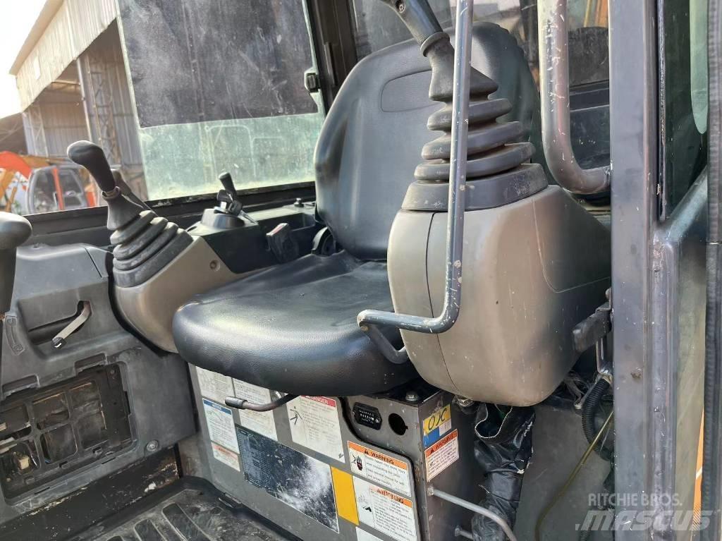 CASE CX 55 C Kāpurķēžu ekskavatori
