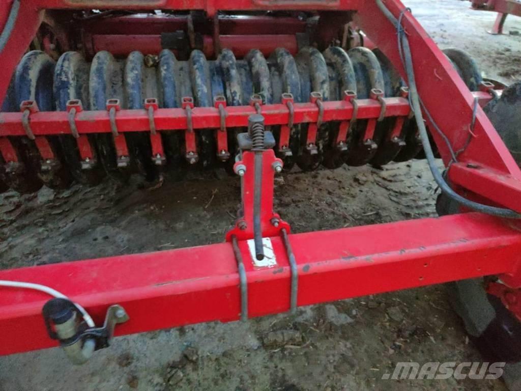 Horsch JOCKER 12 RT Disku lobītāji/ecēšas