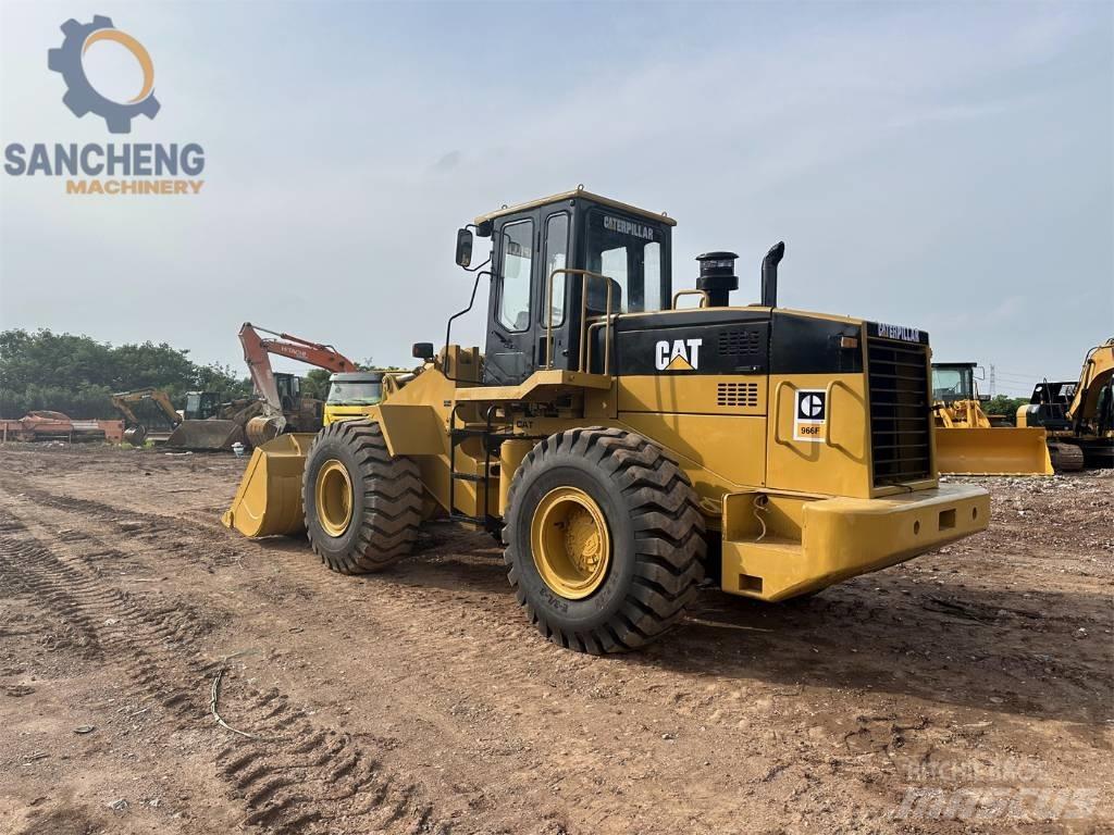 CAT 966F Iekrāvēji uz riteņiem