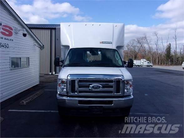 Ford E450 Furgons