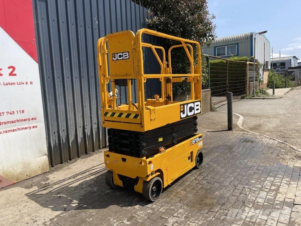 JCB S 1930 E Šķerveida pacēlāji