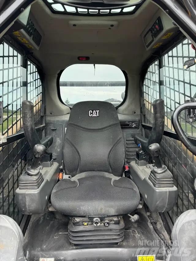CAT 289 D3 Lietoti riteņu kompaktiekrāvēji
