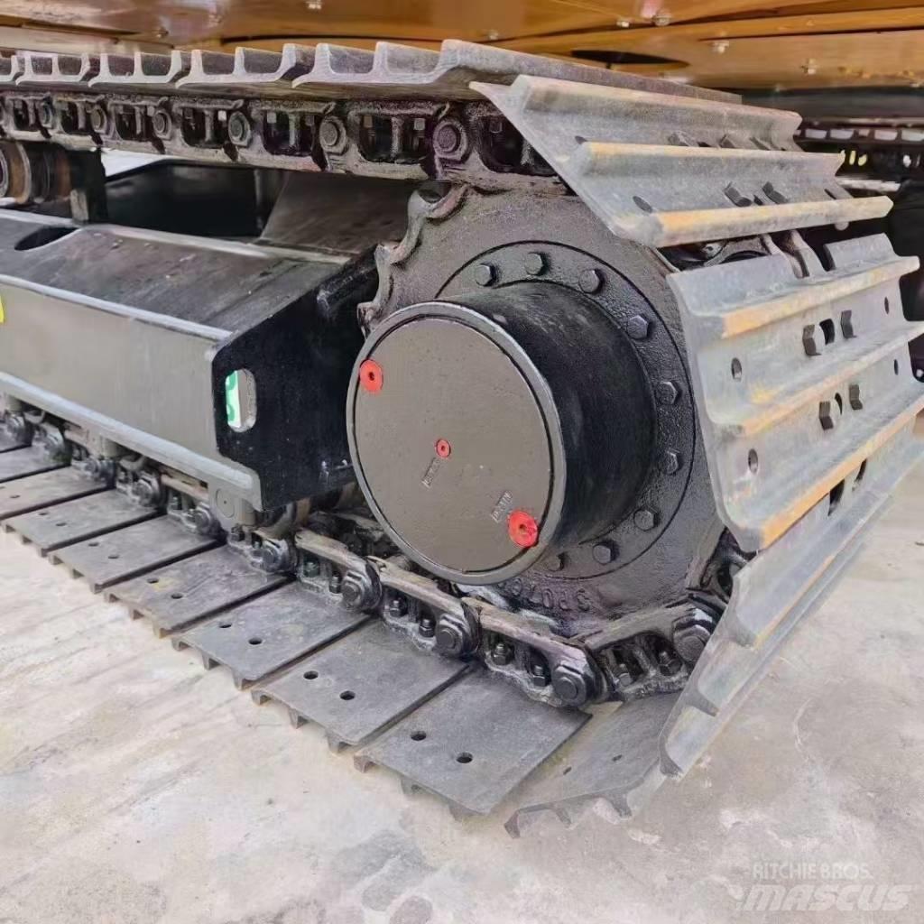 CAT 307E2 Kāpurķēžu ekskavatori