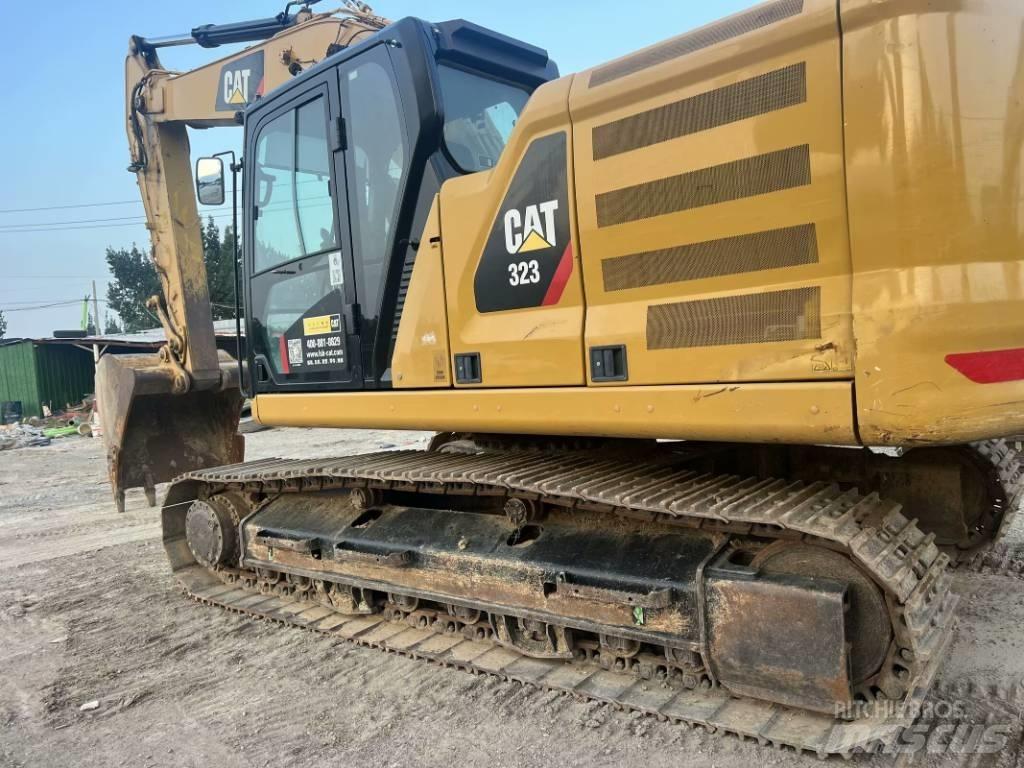 CAT 323 GC Kāpurķēžu ekskavatori
