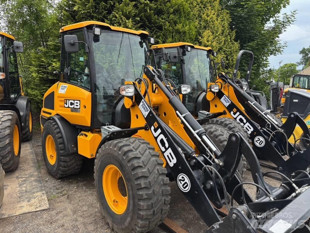JCB 407 Iekrāvēji uz riteņiem