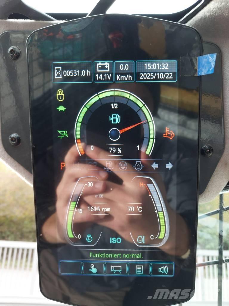 XCMG XC7-TV12 Kāpurķēžu iekrāvēji