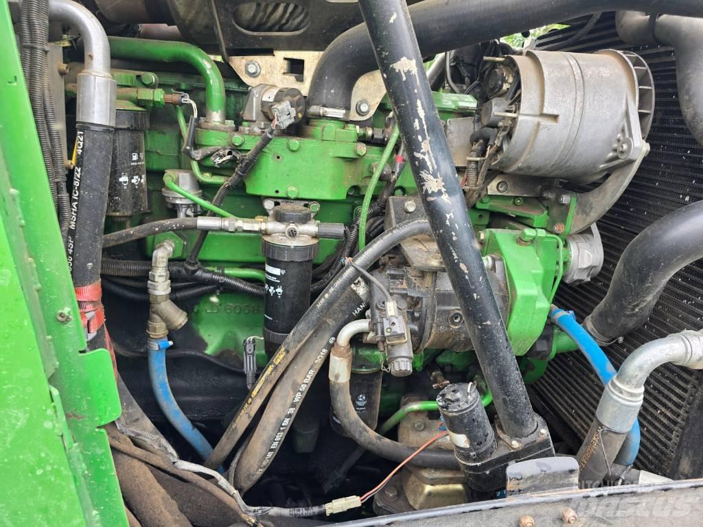 John Deere 1070 E Harvesteri