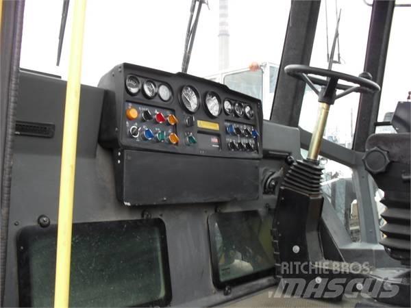 Dynapac CC 422 Kombinētie veltņi