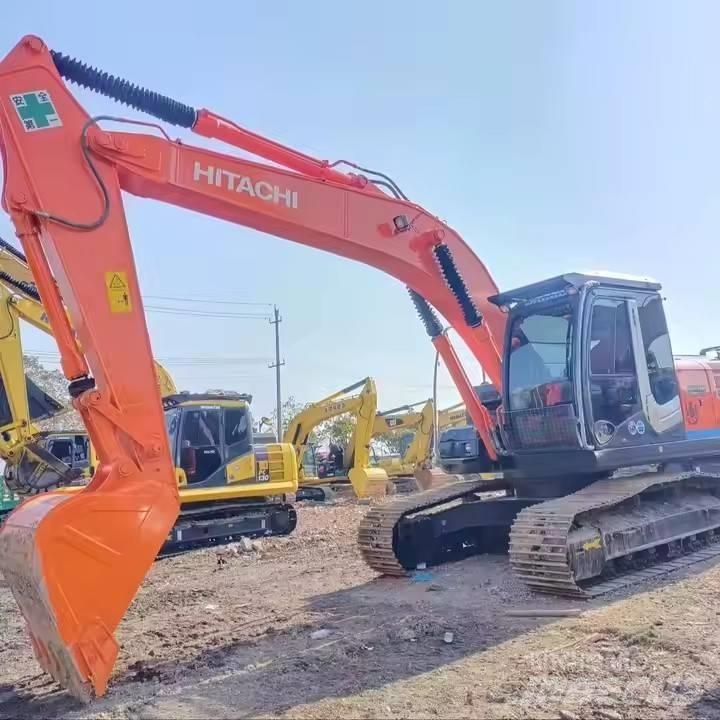 Hitachi ZX200 Kāpurķēžu ekskavatori