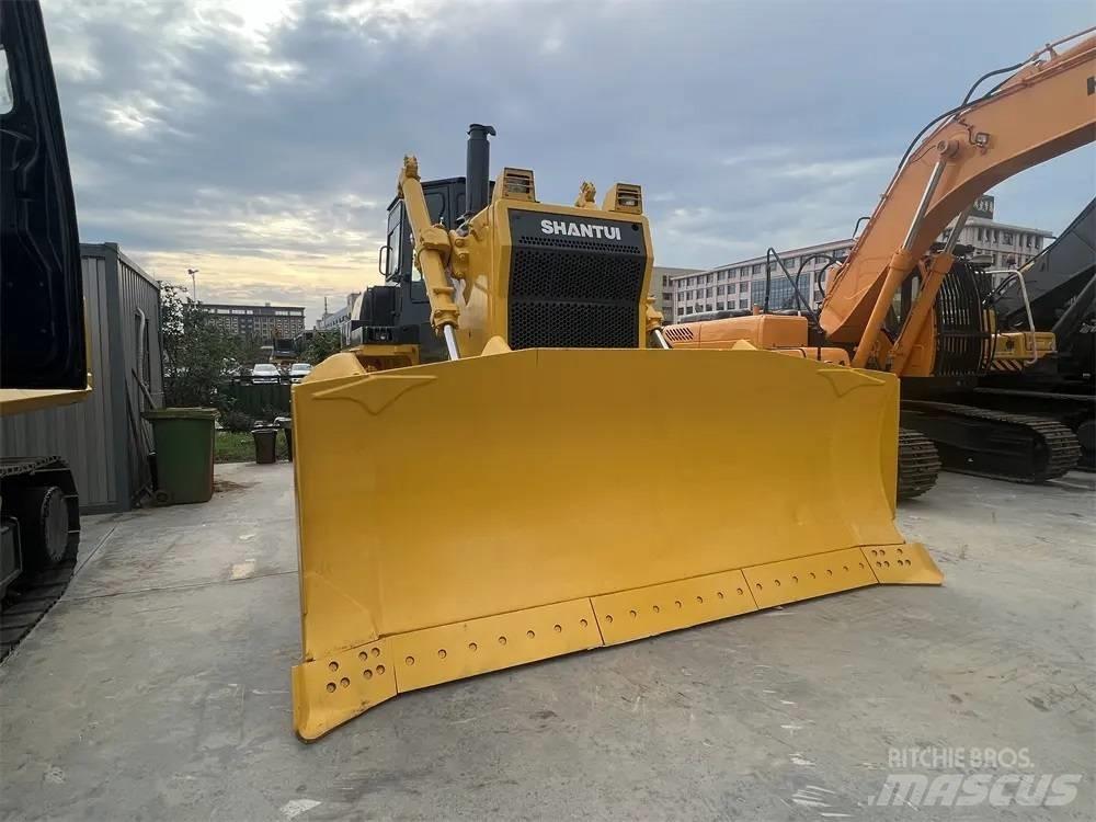 Shantui SD32 Kāpurķēžu buldozeri