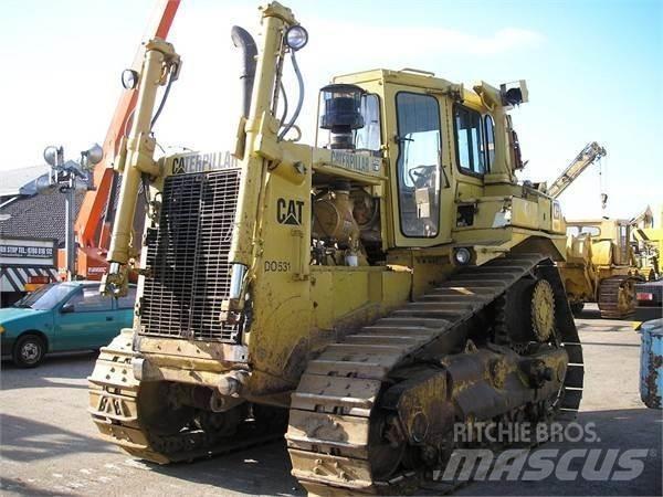 CAT D8N Kāpurķēžu buldozeri