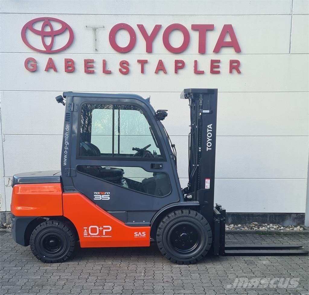 Toyota 52-8FDJF35 Tehnika ar dīzeļa dzinēju