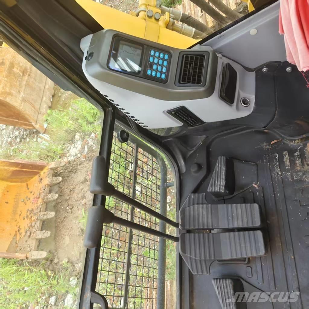 Komatsu PC 350-7 Kāpurķēžu ekskavatori