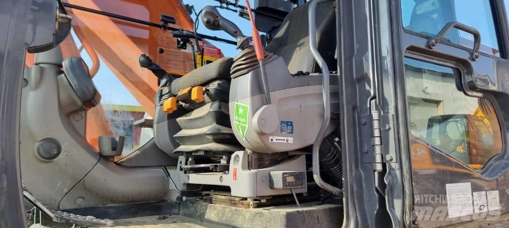 Hitachi ZX 280 LC-3 Kāpurķēžu ekskavatori